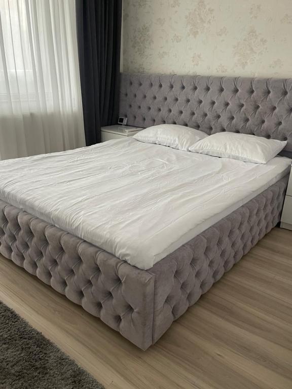 Anca Home