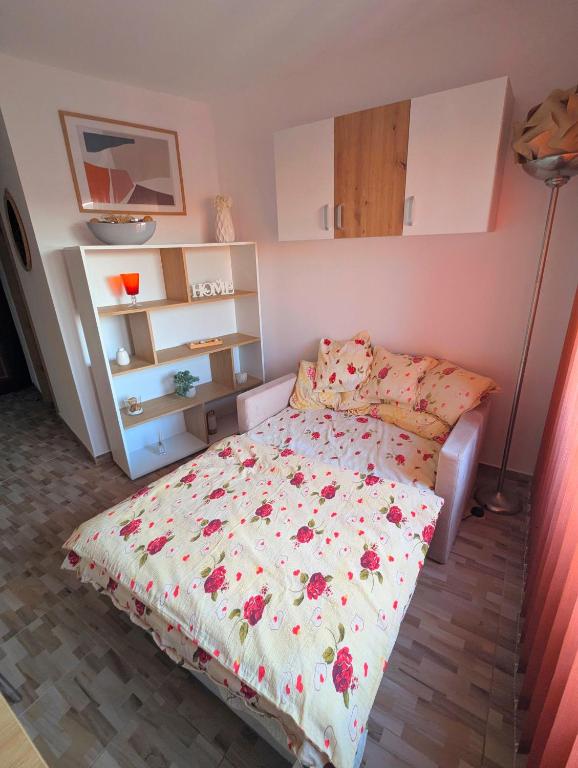 Apartament 1 camera modern la 5 minute de Iulius Town