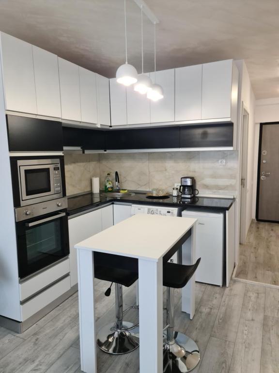 APARTAMENT IN CENTRU
