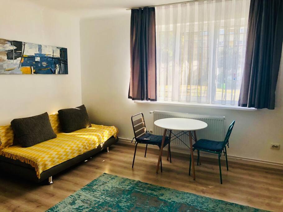 Apartament lângă cetate