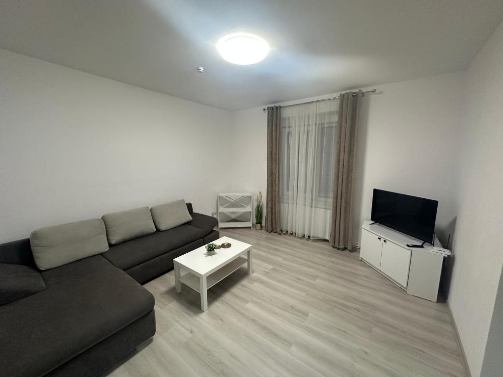 Aparthouse 1