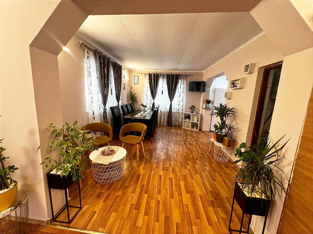 Casa Naomi