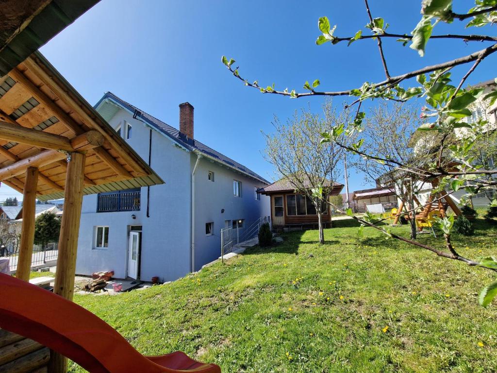 Casa Roua Muntilor