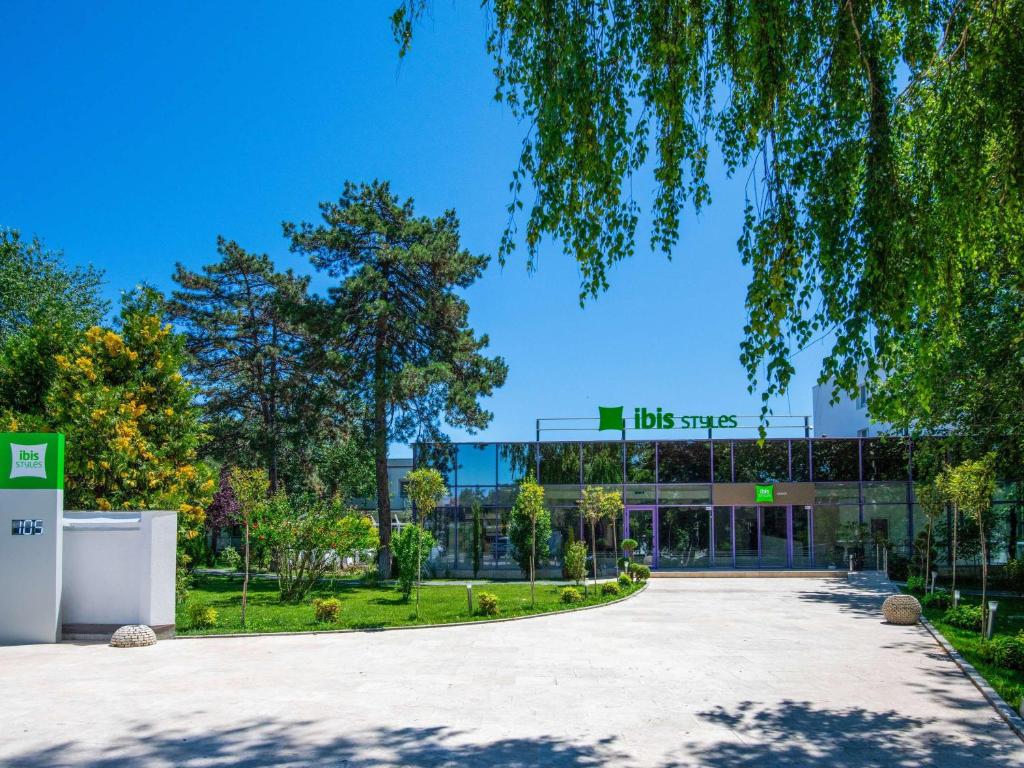 ibis Styles Venus