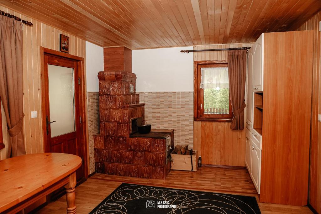 Deer Chalet Brosteni