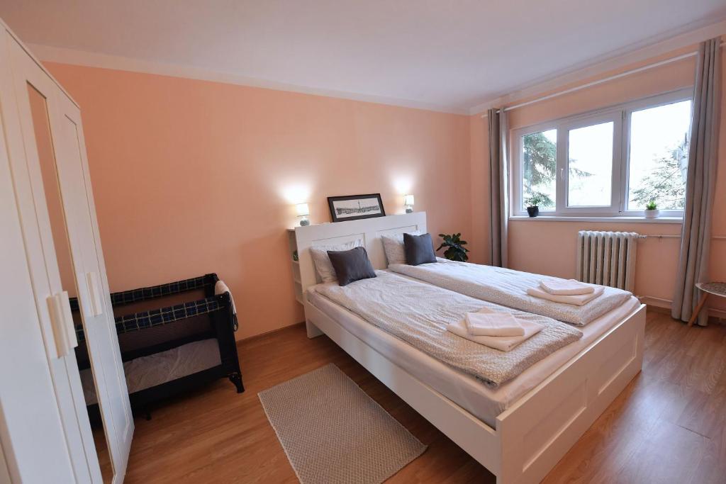 Dulcineea Apt- free parking-family friendly