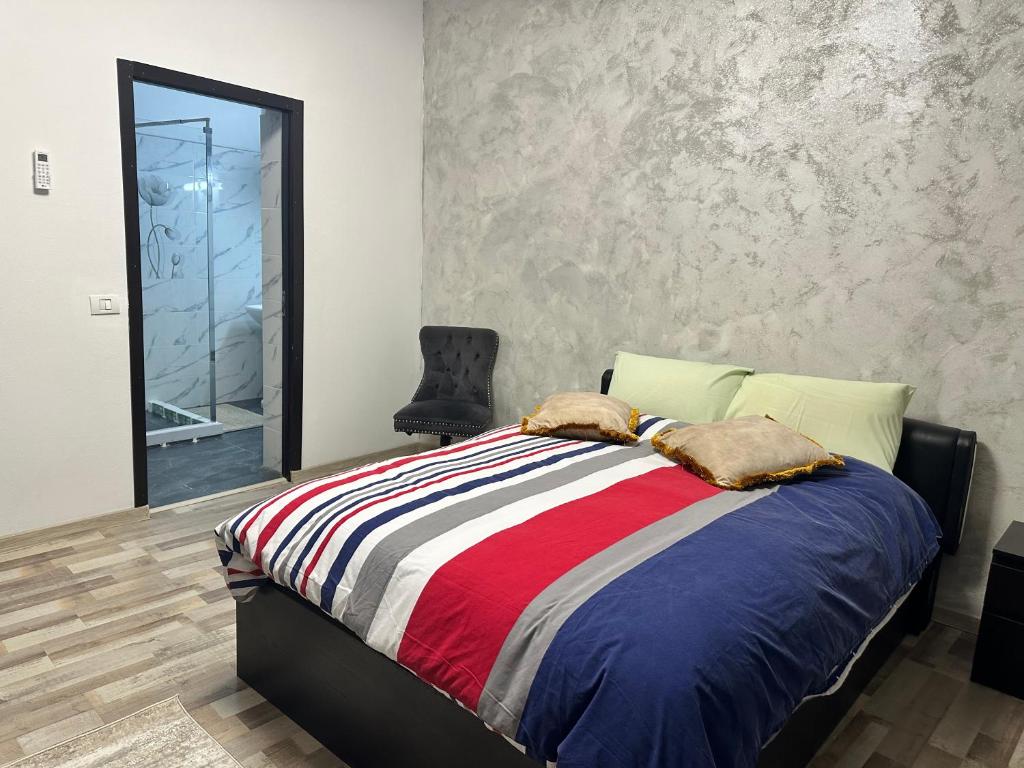 Mihai's studio apartment