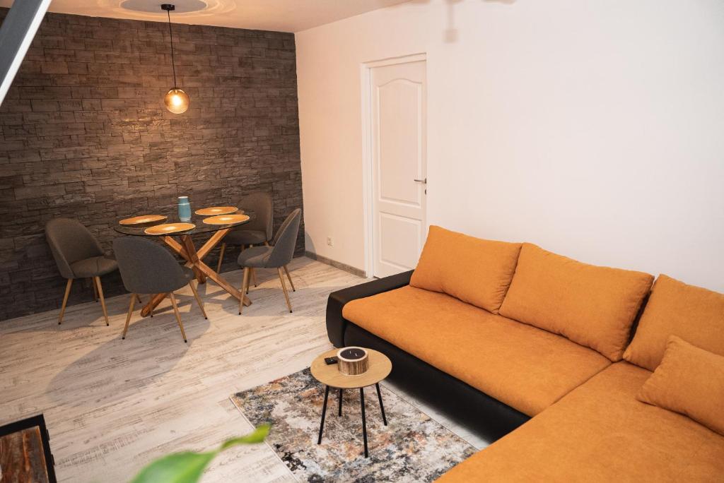 MJ Apartment