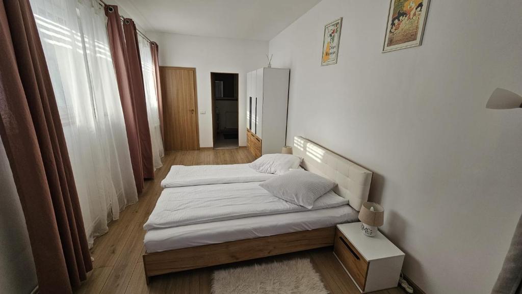 Neferprod Apartments - IS - CAM 08
