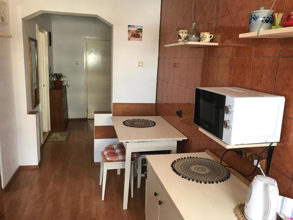 Sara Apartman