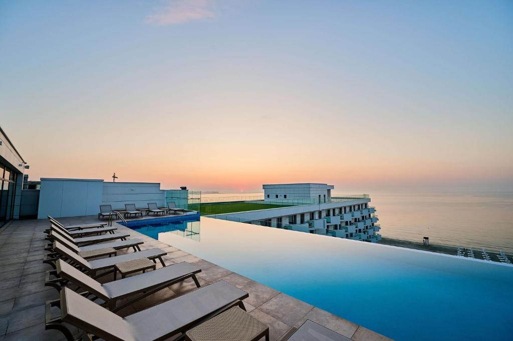 Studio Cornelia Seaview Spa&Pool in Infinity Beach Resort