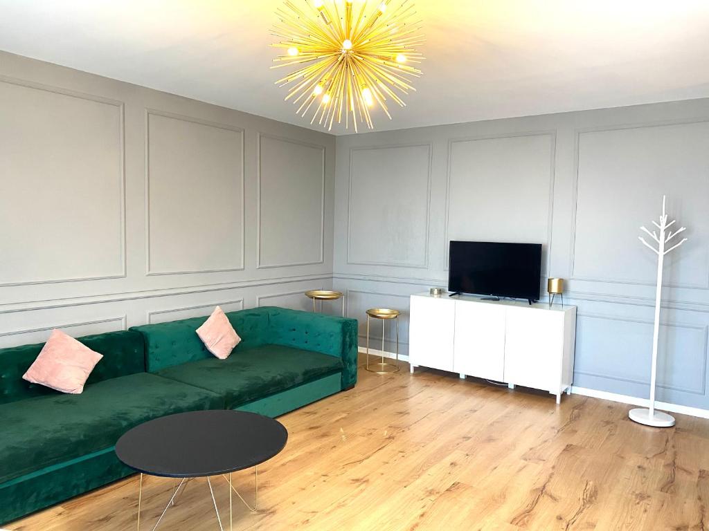 Velvet Home