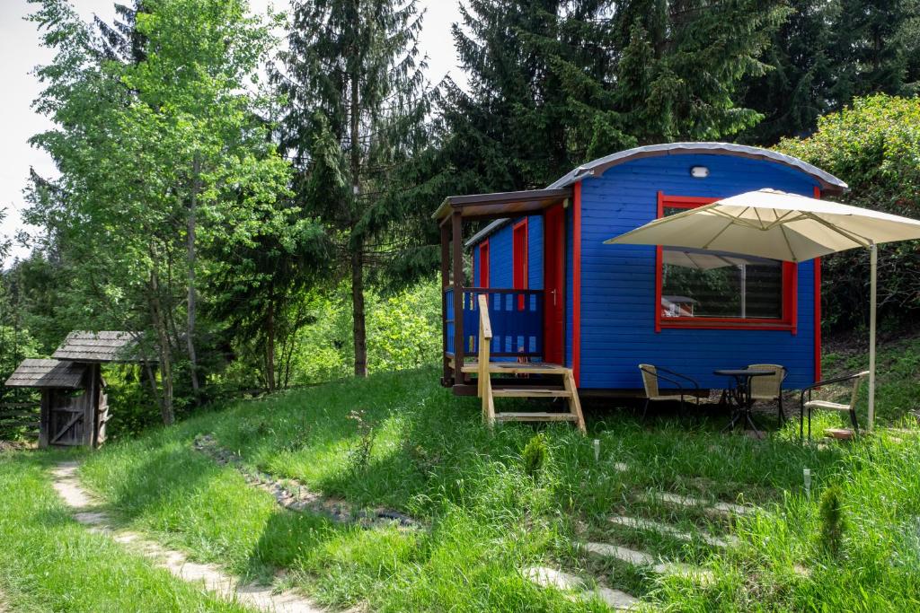 RED Tiny Houses