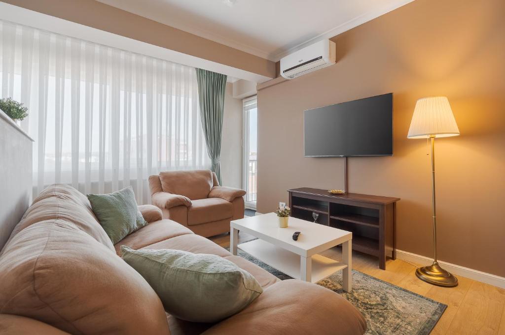 Warm Flat